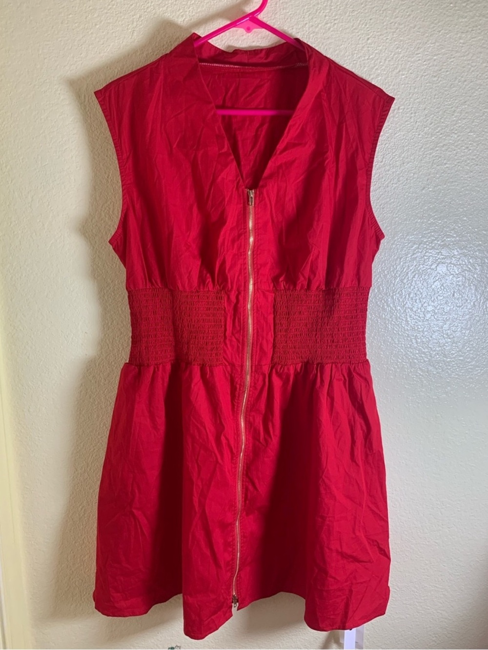 NWOT Gilli Red Sleeveless Zip-Front Midi Dress with Smocked Waist, Size L